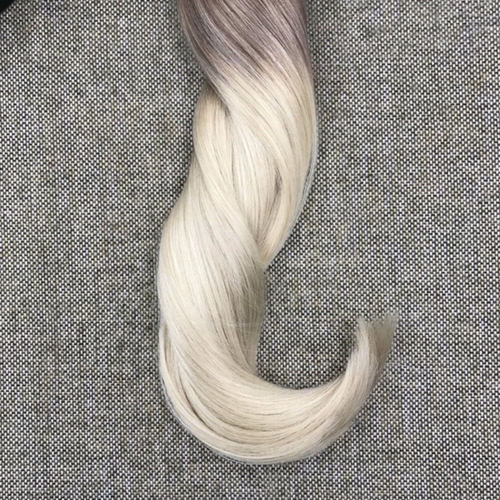 ✨ 20” #3/#8/613 BALAYAGE HUMAN HAIR TAPE-INS *NWT - Picture 2 of 8